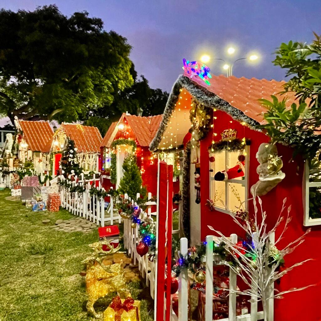 Santa Houses in Parque 3 de Octubre during December in Lima